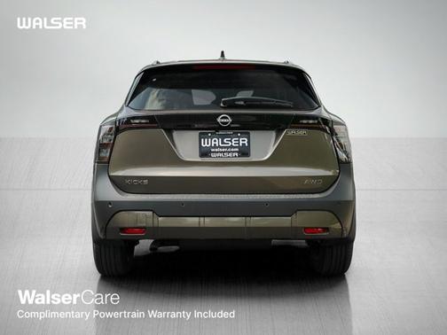 2025 Nissan Kicks SV