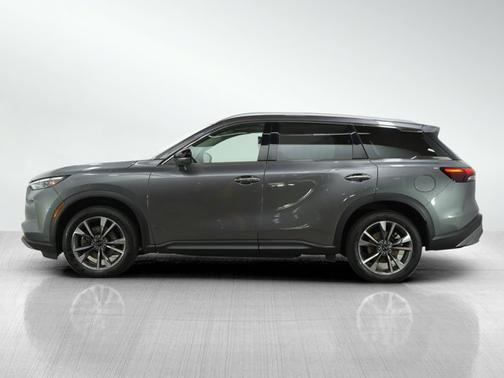 2022 INFINITI QX60 LUXE