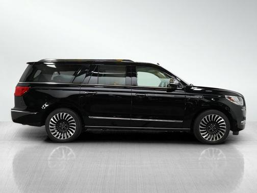 2018 Lincoln Navigator Black Label