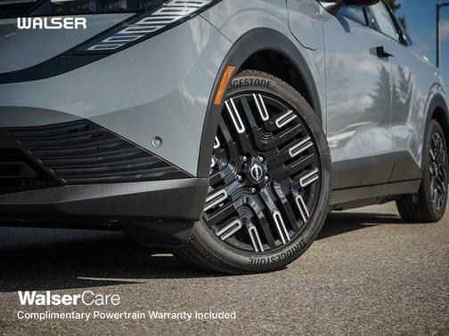 Boulder Gray Pearl/Black 2026 Nissan Leaf PLATINUM+