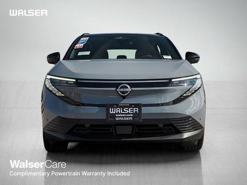 Boulder Gray Pearl/Black 2026 Nissan Leaf PLATINUM+