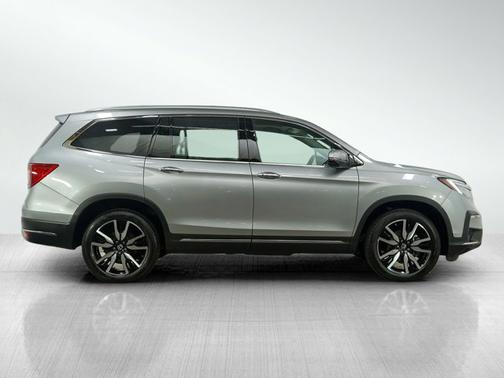 2021 Honda Pilot Touring 8-Passenger