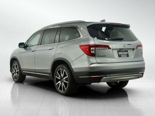 2021 Honda Pilot Touring 8-Passenger