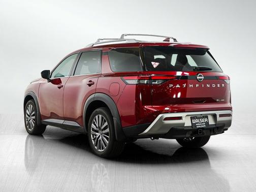 Scarlet Ember Tintcoat 2023 Nissan Pathfinder SL