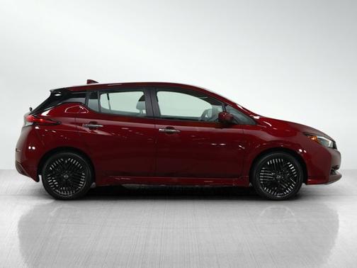2024 Nissan Leaf SV PLUS