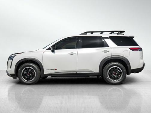 Everest White Pearl Tricoat 2026 Nissan Pathfinder Rock Creek