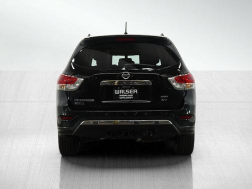 2016 Nissan Pathfinder SV