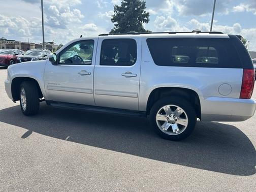 2011 GMC Yukon XL SLT