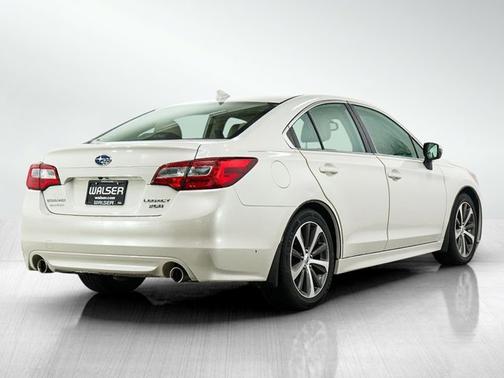 Crystal White Pearl 2016 Subaru Legacy 3.6R Limited