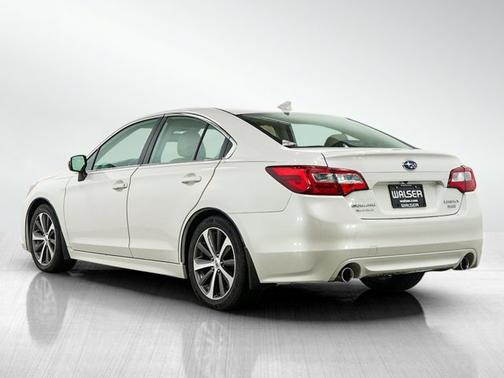 Crystal White Pearl 2016 Subaru Legacy 3.6R Limited