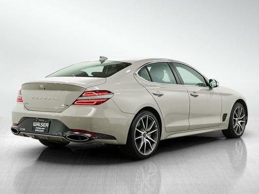 Vatna Gray 2026 Genesis G70 2.5T