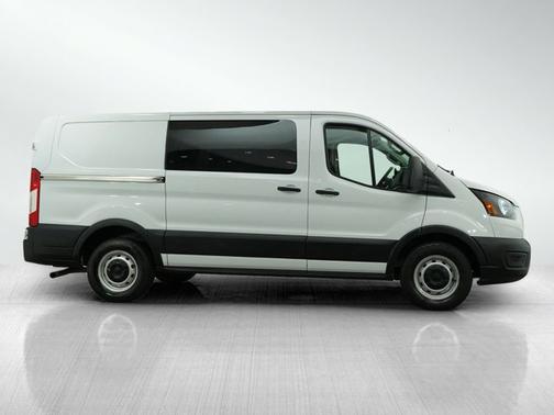 2022 Ford Transit-150 Base