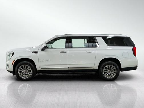 Summit White 2025 GMC Yukon XL Denali