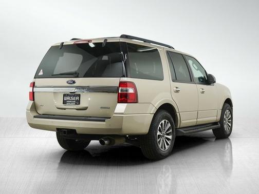 White Gold 2017 Ford Expedition XLT