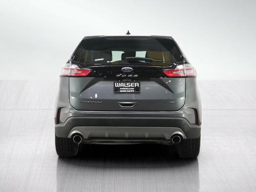 Carbonized Gray Metallic 2022 Ford Edge Titanium
