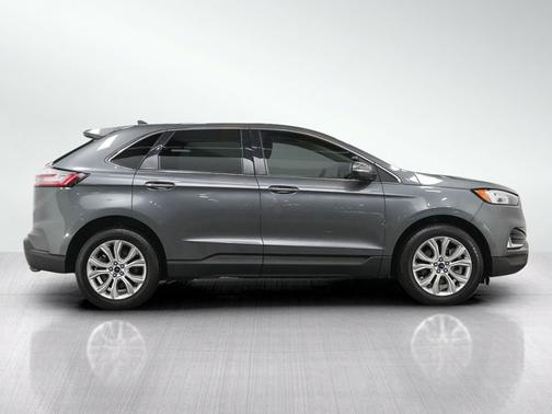 Carbonized Gray Metallic 2022 Ford Edge Titanium