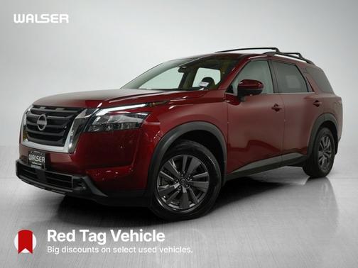 2023 Nissan Pathfinder SV