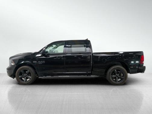 2019 RAM 1500 SLT