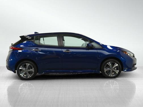 2022 Nissan Leaf SV PLUS