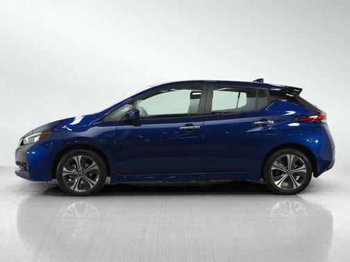 2022 Nissan Leaf SV PLUS