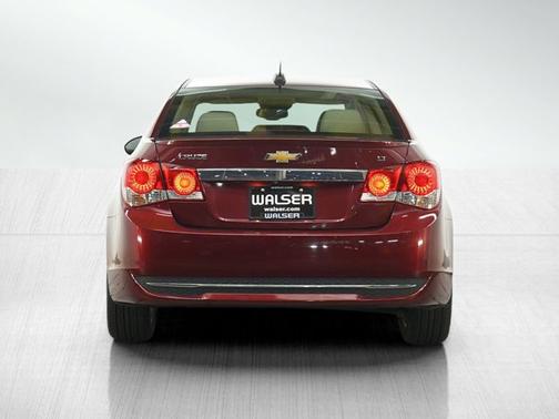 Siren Red Tintcoat 2015 Chevrolet Cruze 2LT