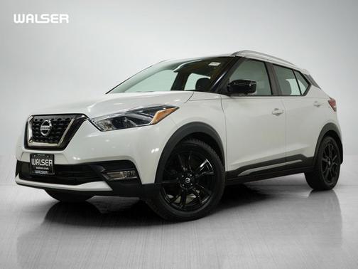 Aspen White Tricoat 2019 Nissan Kicks SR
