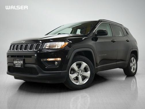 Diamond Black Crystal Pearlcoat 2017 Jeep New Compass Latitude