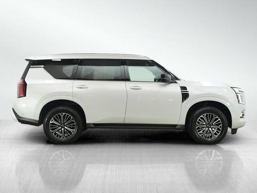 Aspen White Tricoat 2025 Nissan Armada SL