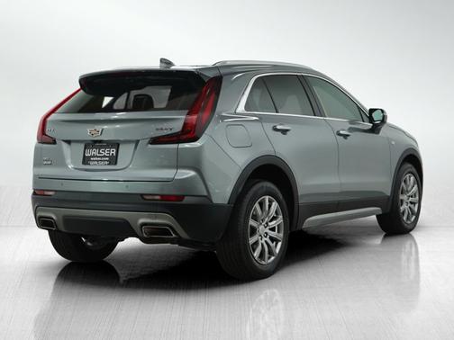 2023 Cadillac XT4 AWD Premium Luxury