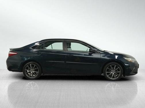 2016 Toyota Camry XSE
