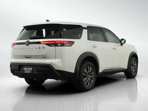 2023 Nissan Pathfinder S