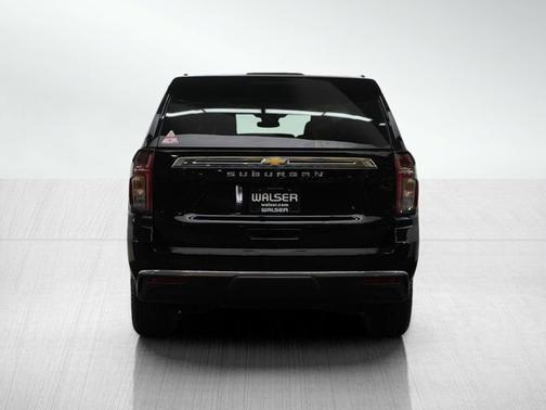 2024 Chevrolet Suburban LS