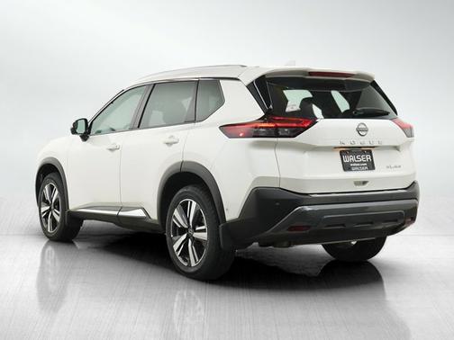 Pearl White Tricoat 2023 Nissan Rogue SL