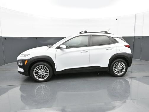 Chalk White 2020 Hyundai KONA SEL