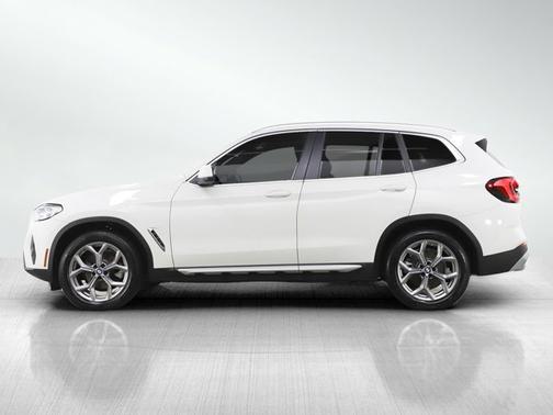 White 2024 BMW X3 xDrive30i