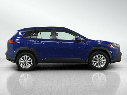 Blue Crush Metallic 2024 Toyota Corolla Cross LE