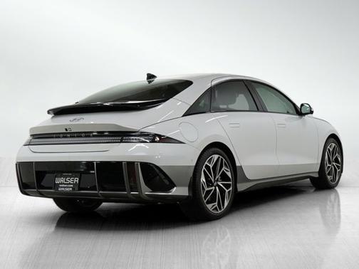 2024 Hyundai IONIQ 6 Limited