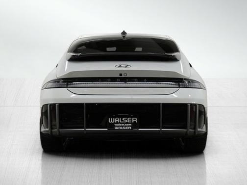 2024 Hyundai IONIQ 6 Limited