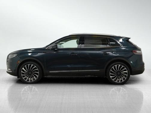 2022 Lincoln Nautilus Black Label