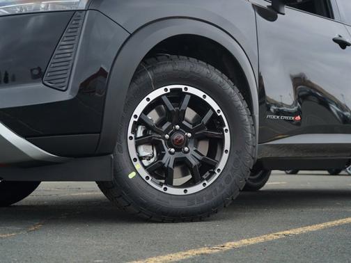 Super Black 2026 Nissan Pathfinder Rock Creek