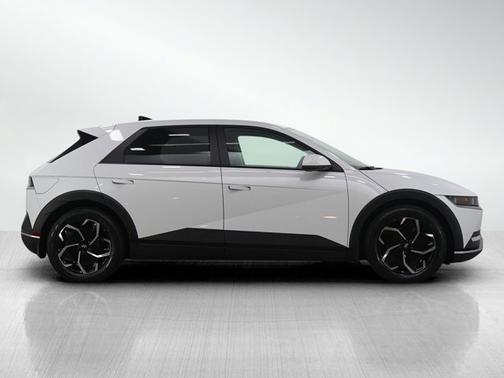 2023 Hyundai IONIQ 5 SE