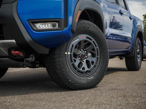 Bluestone Pearl 2026 Nissan Frontier PRO-4X