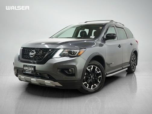 2020 Nissan Pathfinder SL
