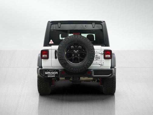 Bright White Clearcoat 2025 Jeep Wrangler Willys