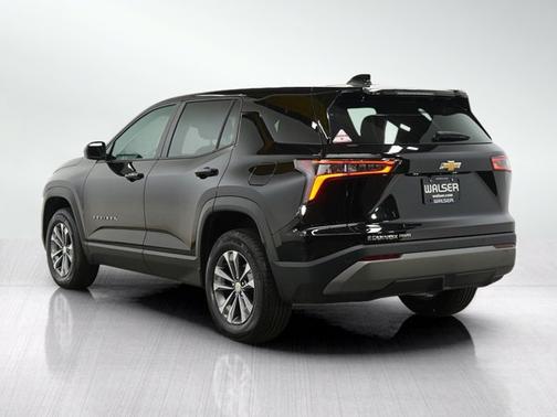 Mosaic Black Metallic 2026 Chevrolet Equinox 1LT