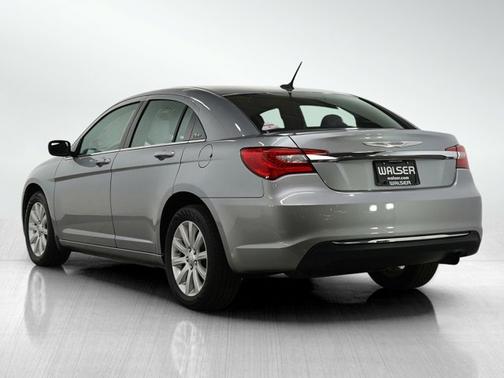 2013 Chrysler 200 Touring