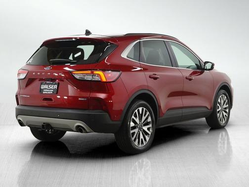 2020 Ford Escape Titanium