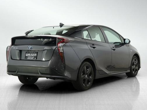 Magnetic Gray Metallic 2016 Toyota Prius Four Touring