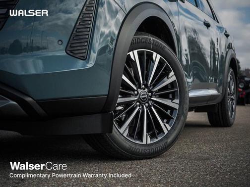 Baltic Teal/Super Black 2026 Nissan Pathfinder Platinum