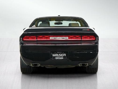 Brilliant Black Crystal PC/Light Graystone PC 2009 Dodge Challenger SRT8